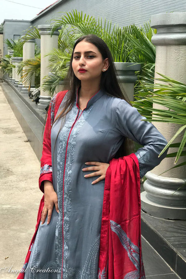Vaira — Kashmiri Aari Work Salwar Suit