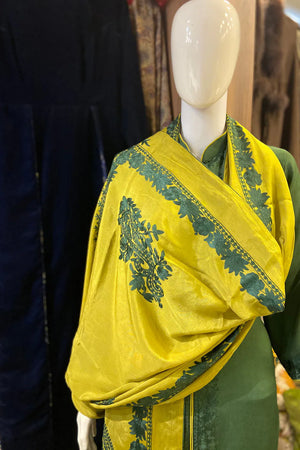 Vaira — Kashmiri Aari Work Salwar Suit